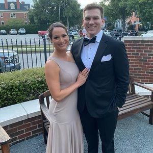 Azazie Iona in taupe A4